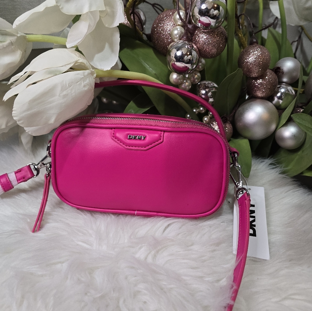 DKNY NARIA Camera  handle Baf Hot Pink new